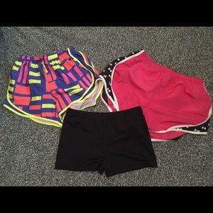 Cute athletic short and spandex 5$ each